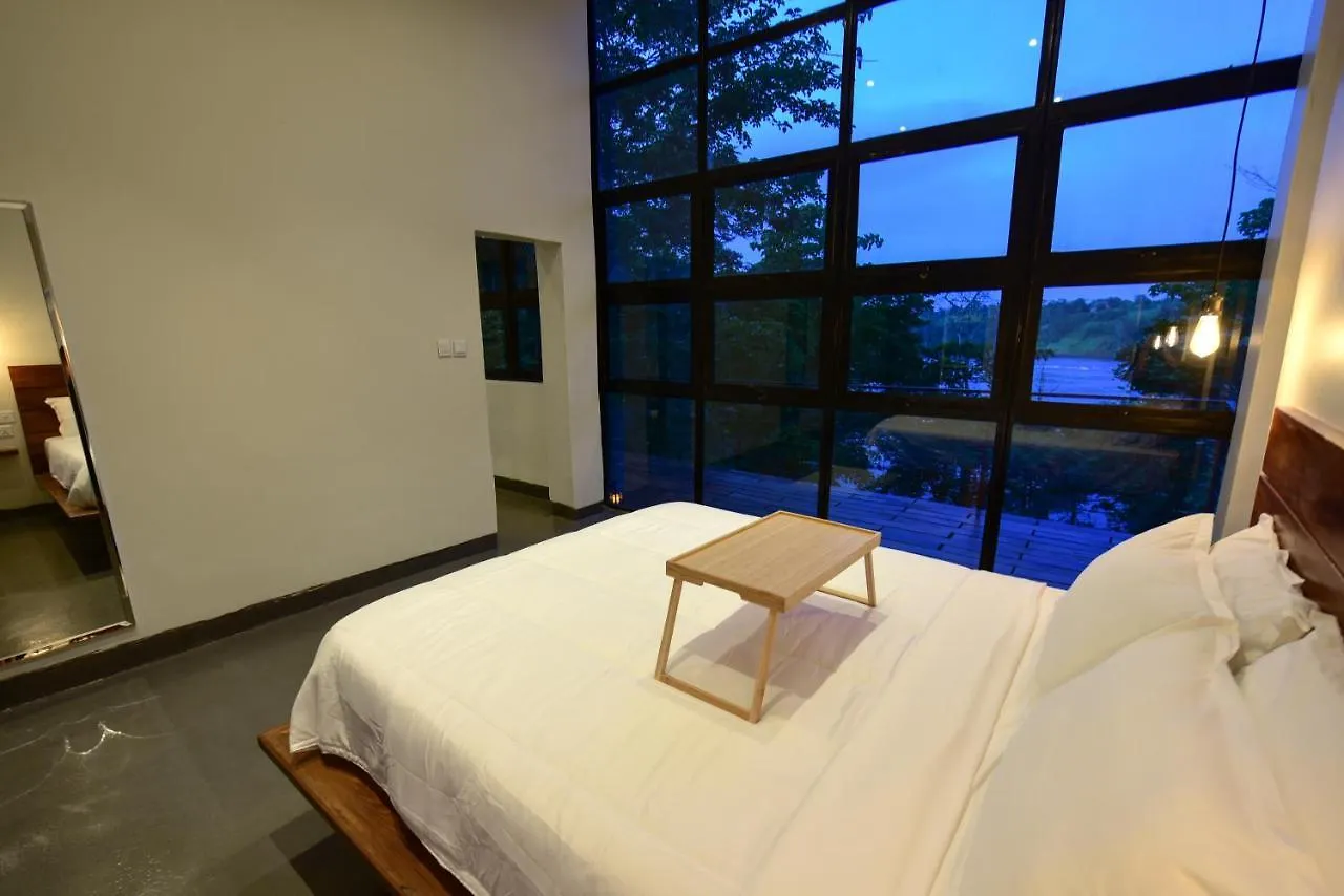 The River Bank, Jinja Villa